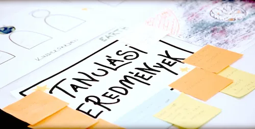 Mi a közös a legózásban, a bútortervezésben és a tanulásban?